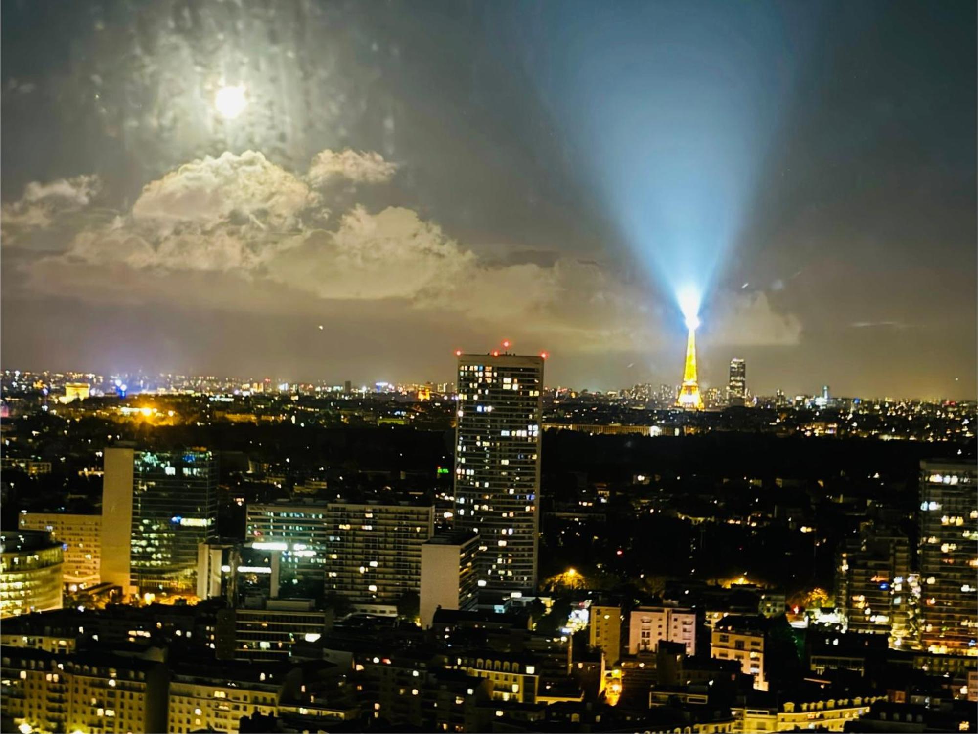 Apartment Paris La Defense Eiffel Tower Outlook Puteaux Exterior photo